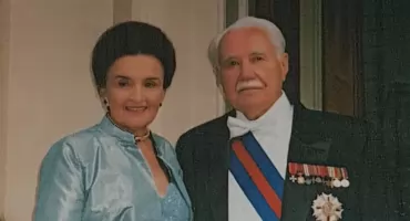 Uroczystość upamiętniająca 106. rocznicę urodzin ostatniego Prezydenta II RP Ryszarda Kaczorowskiego